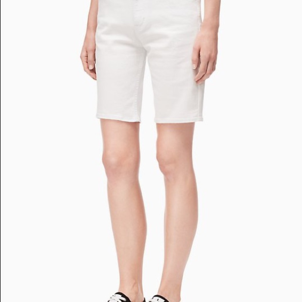 Calvin Klein City White Demin Shorts